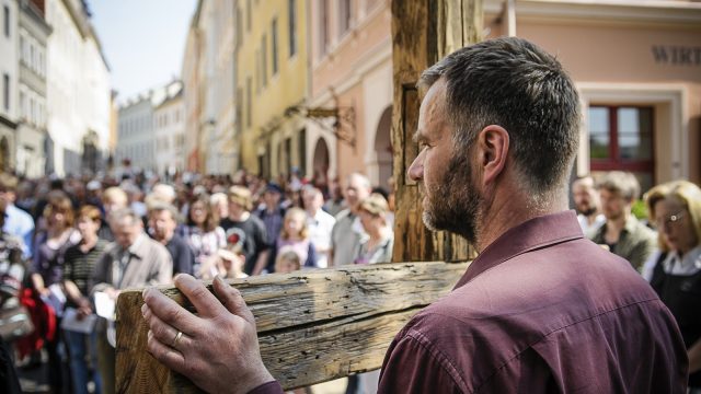 Kreuzwegprozession am Karfreitag